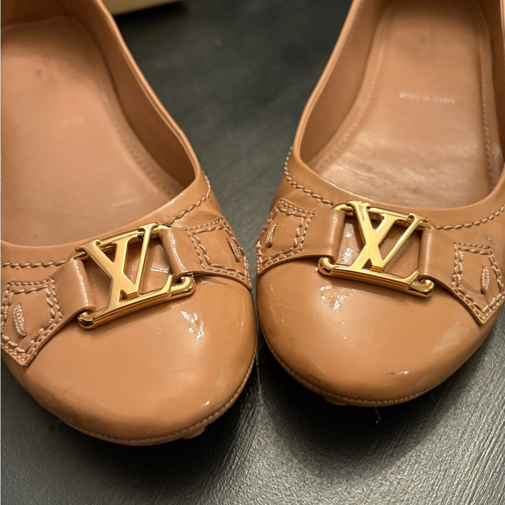 Louis Vuitton Tan Leather Ballet Flats